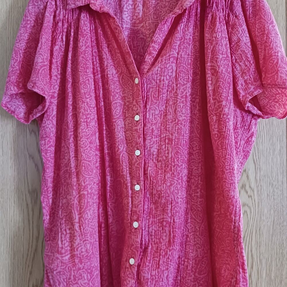 Eddie Bauer Women's Pink Crepe Button Up Shirt Size XL